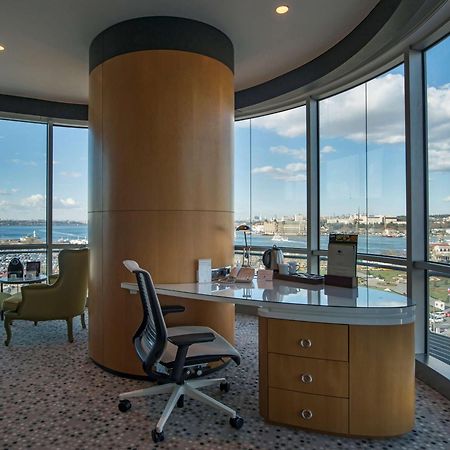 Doubletree By Hilton Istanbul - Moda Exterior photo Office in the Westin