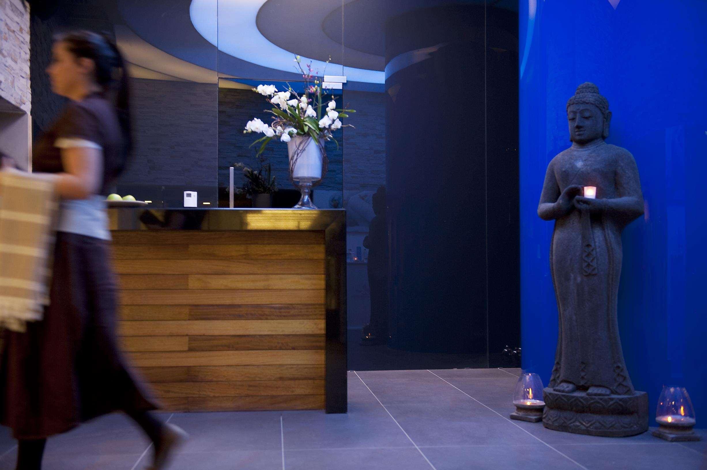 Doubletree By Hilton Istanbul - Moda Interior photo The Spa at The Landmark