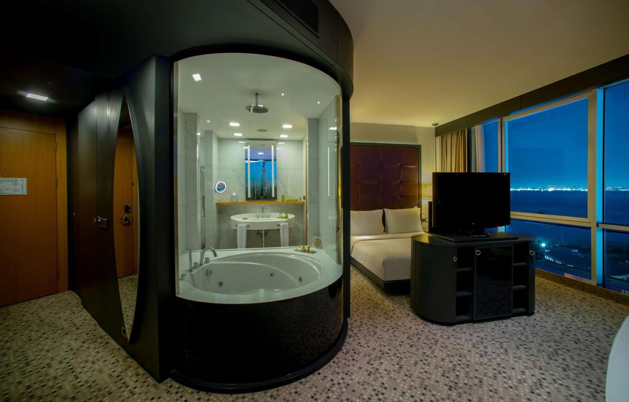 Doubletree By Hilton Istanbul - Moda Exterior photo A room at the hotel